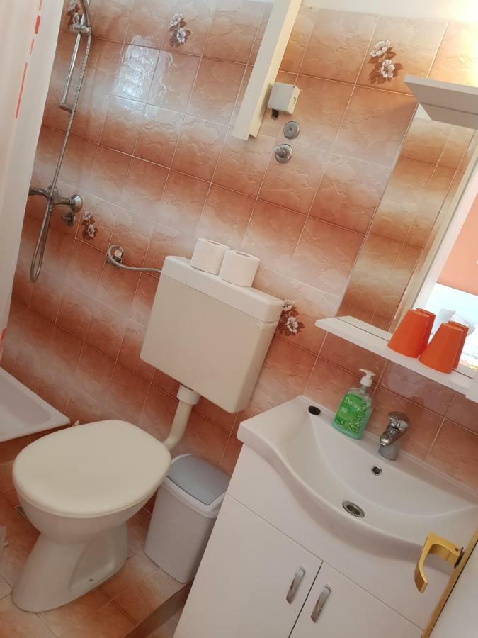 Rooms Neda Rab Town Exterior foto